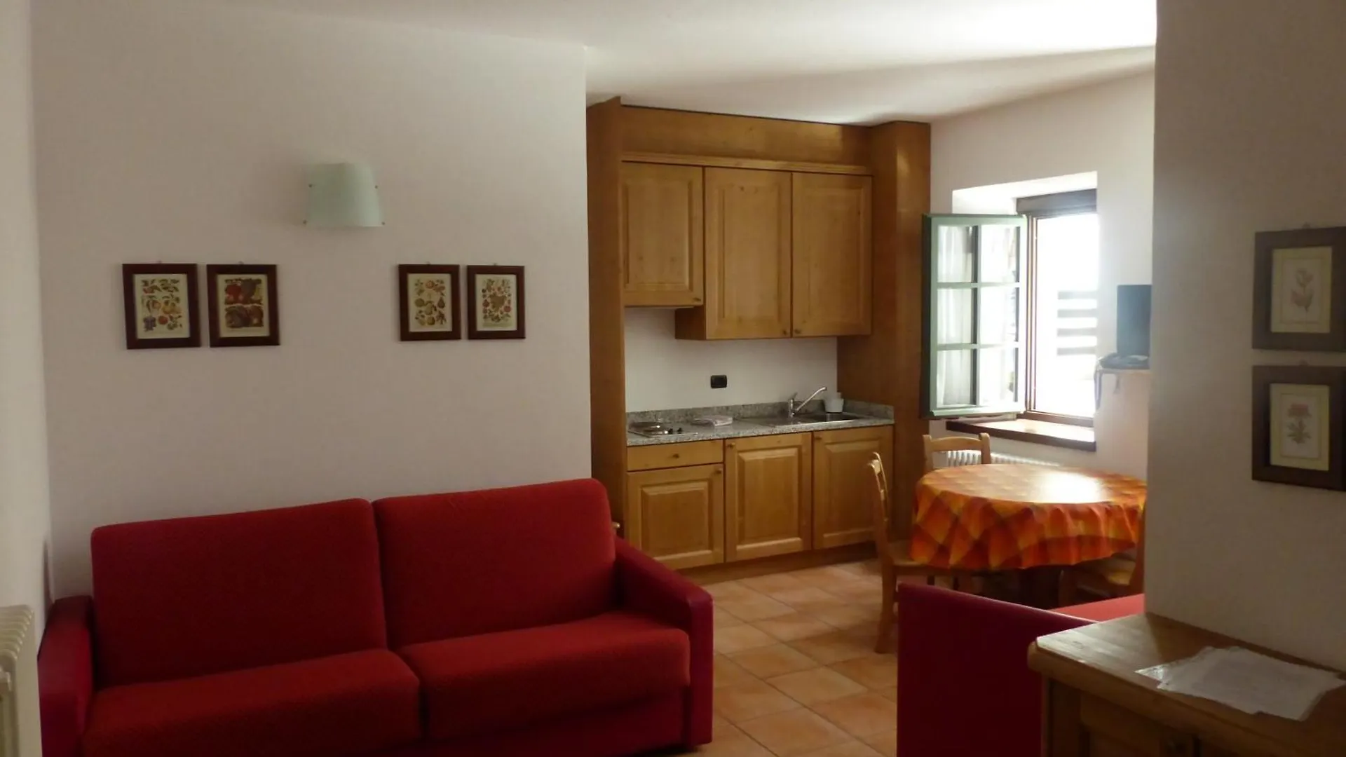 Aparthotel Residence Deborah Madesimo